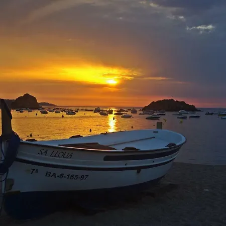 Lets Holidays Cozy In Center 5 Min To The Beach Tossa de Mar